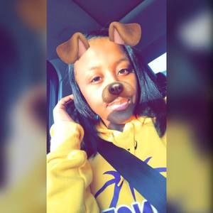 Meet your Posher, Malia